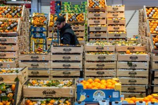Les prix de l'limentation ont progressé un peu moins (3,2% contre 3,3% en juillet), tout comme ceux des services (-0,1 point à 3,1%). Les prix des biens industriels sont de leur côté stables à +0,8%. KEYSTONE/EPA/CHRISTOPHE PETIT TESSON